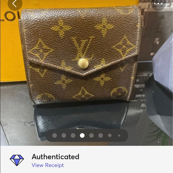 Authentic Louis Vuitton Monogram Elise Wallet - Picture 3 of 12